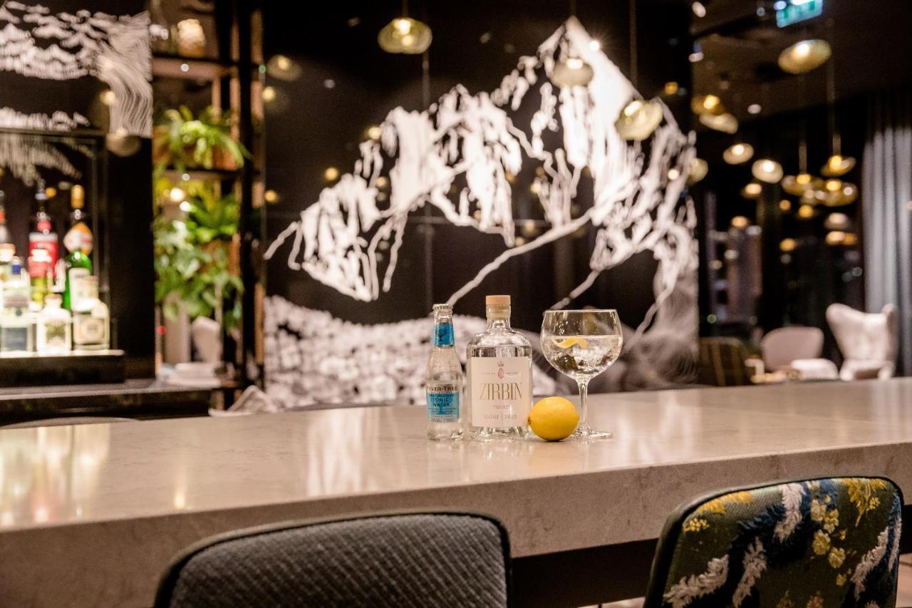 Motel One Innsbruck Esterno foto