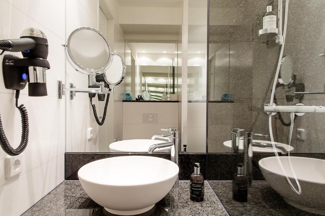 Motel One Innsbruck Esterno foto